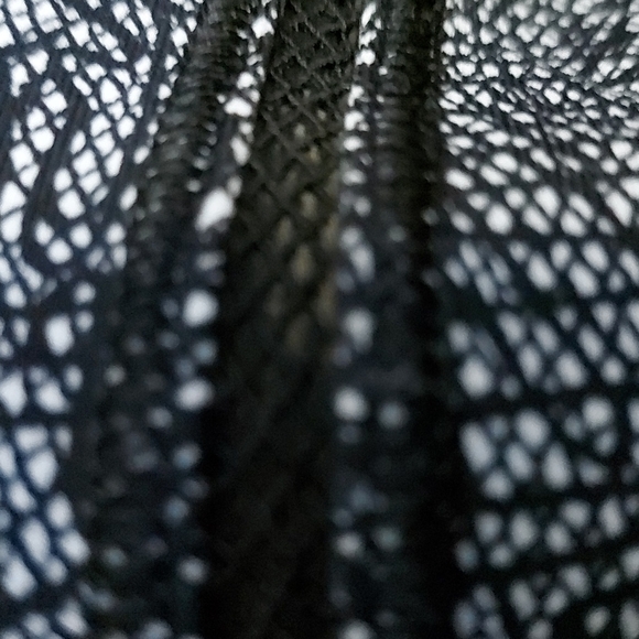 Beautiful lululemon bottoms - Picture 3 of 5